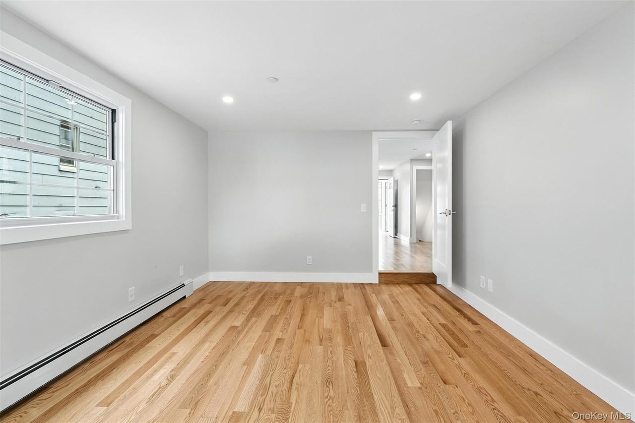 61 Howard St #2 - Photo 4 of 19