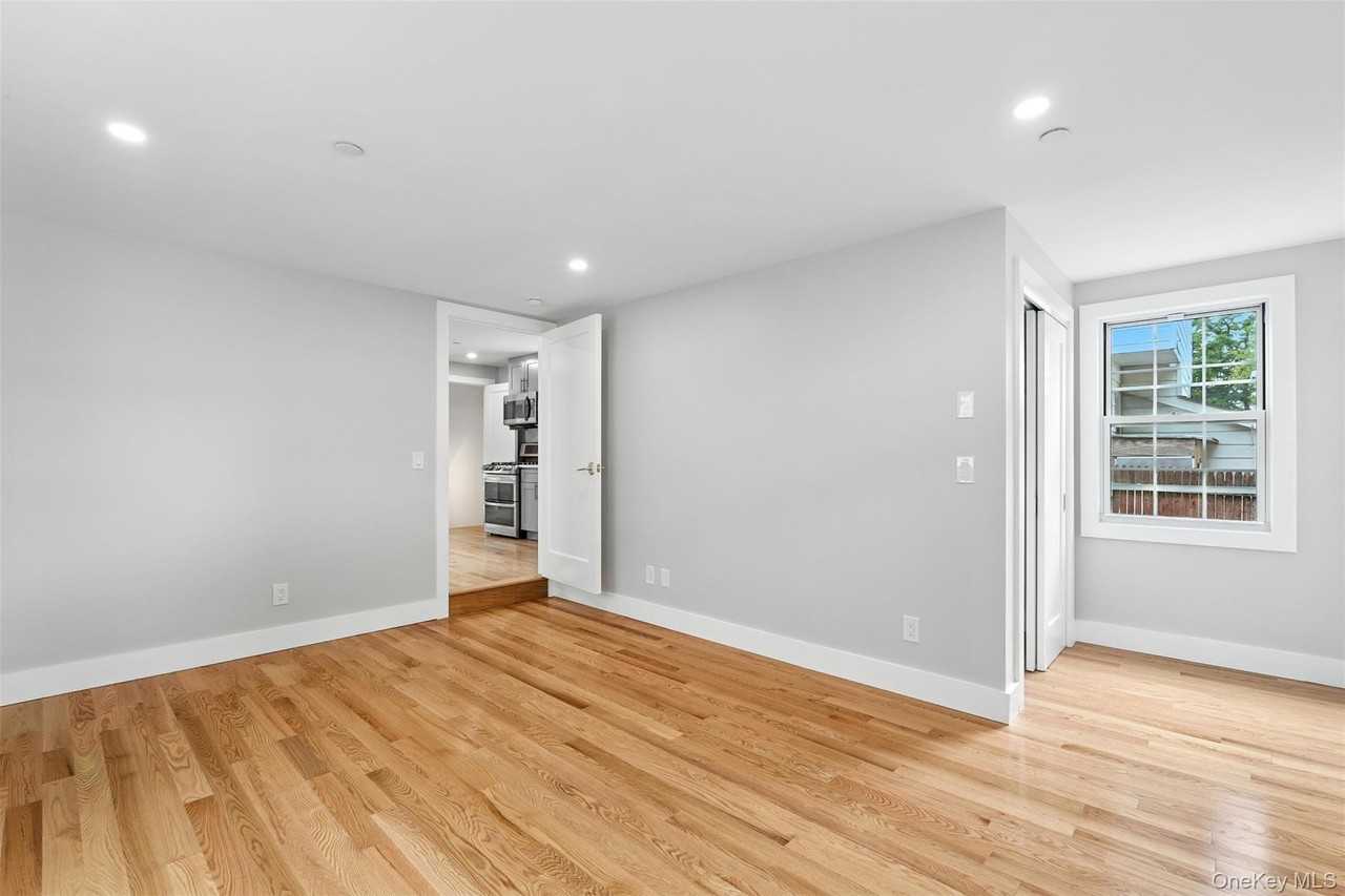 61 Howard St #2 - Photo 5 of 19