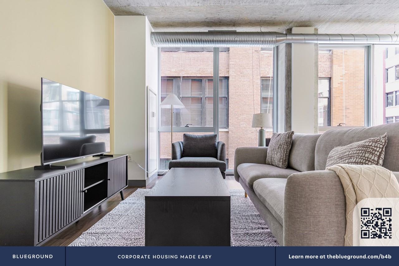 601 West Jackson Boulevard - Photo 5 of 36