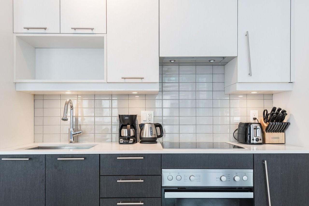 199 Richmond St W #1052911P - Photo 3 of 13