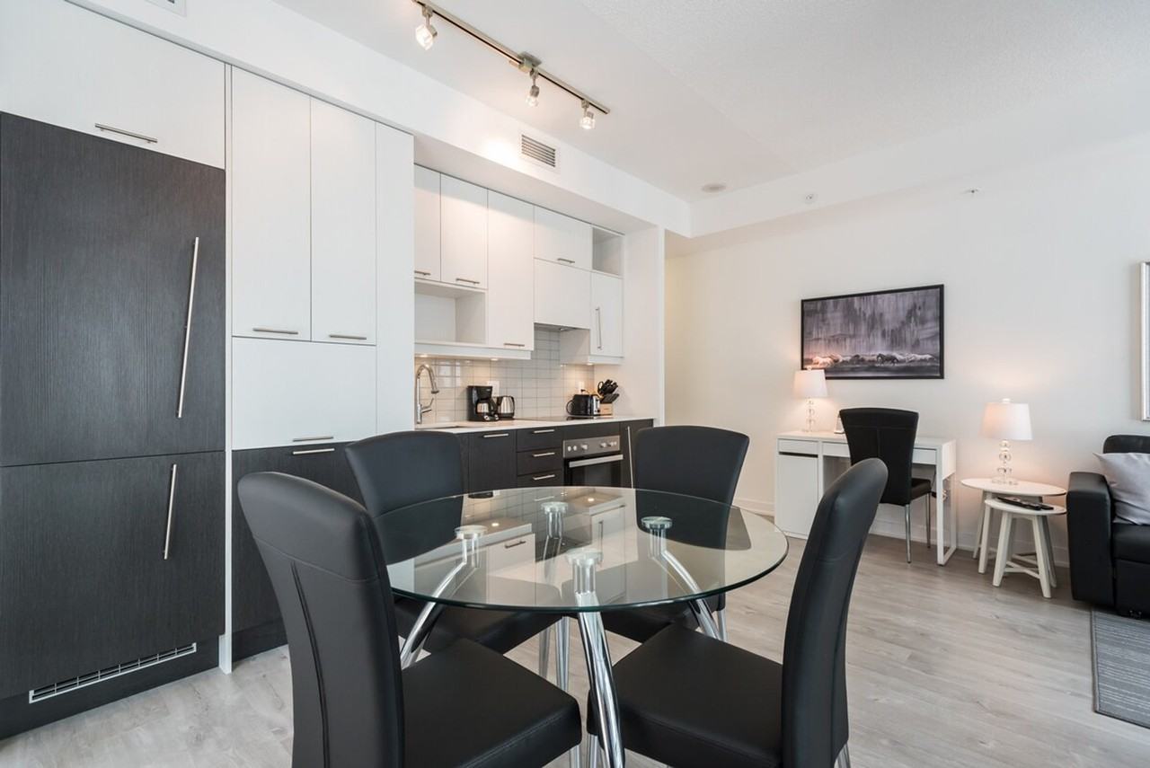 199 Richmond St W #1052911P - Photo 5 of 13