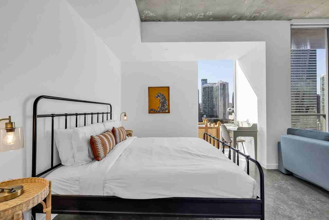 245 Se 1st St #1255517P - Photo 3 of 28