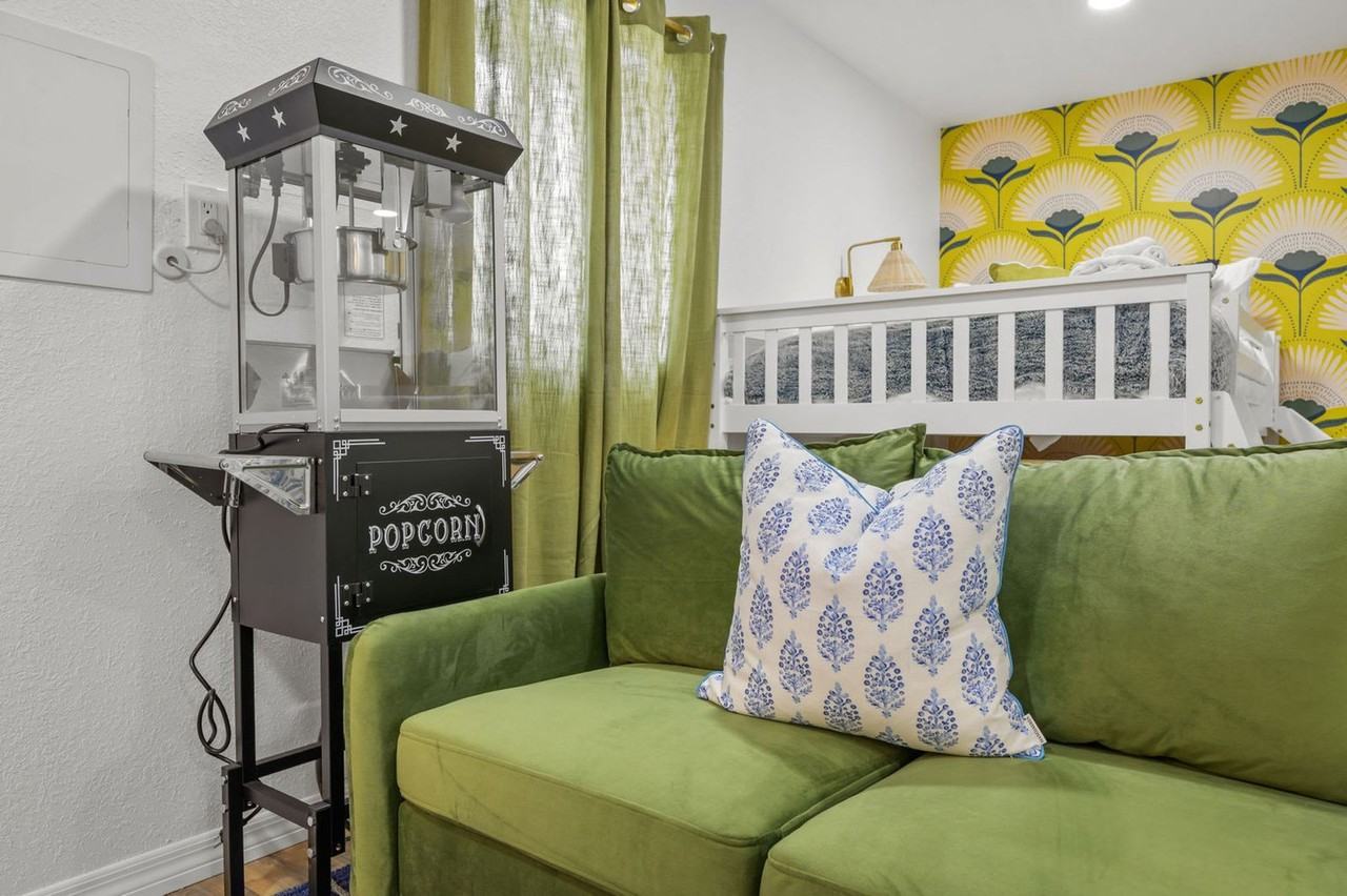 11784 85th Ave #1256818P - Photo 6 of 50