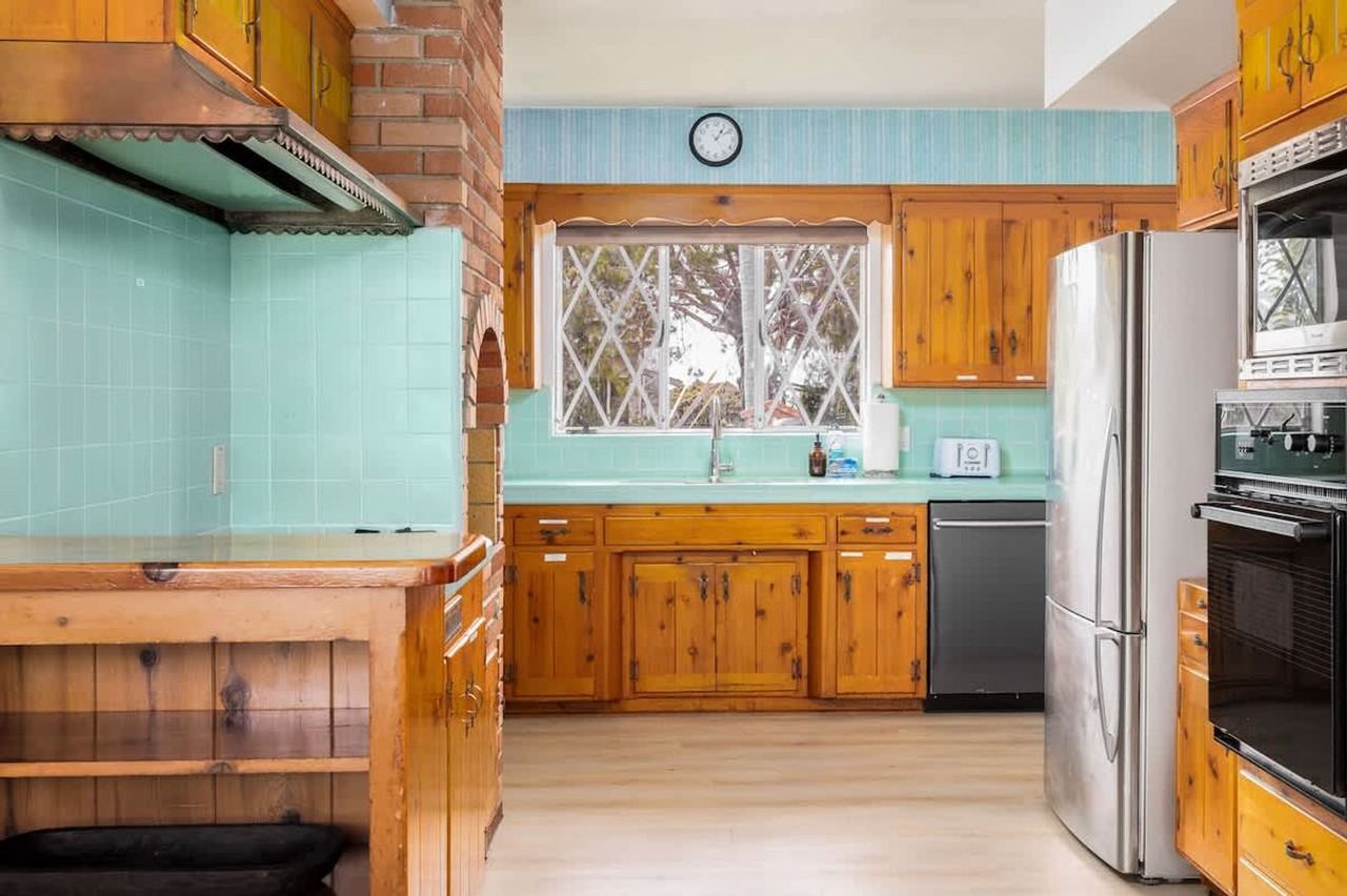 4000 Highland Drive - Photo 6 of 27