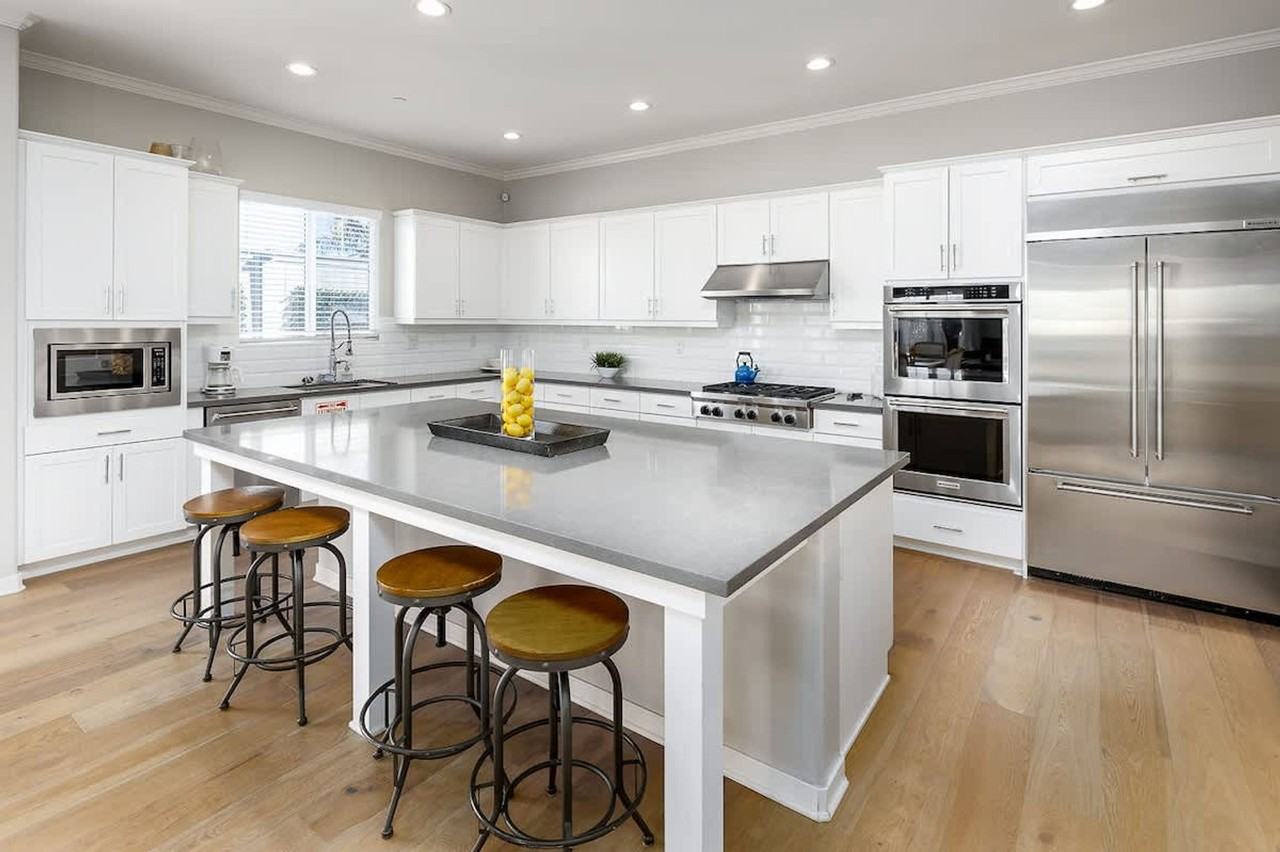 1416 Mackinnon Ave #1292585P - Photo 7 of 21