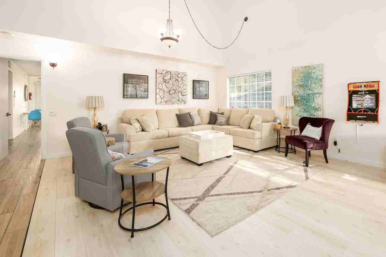 12779 Calma Court #1292594P - Photo 4 of 20