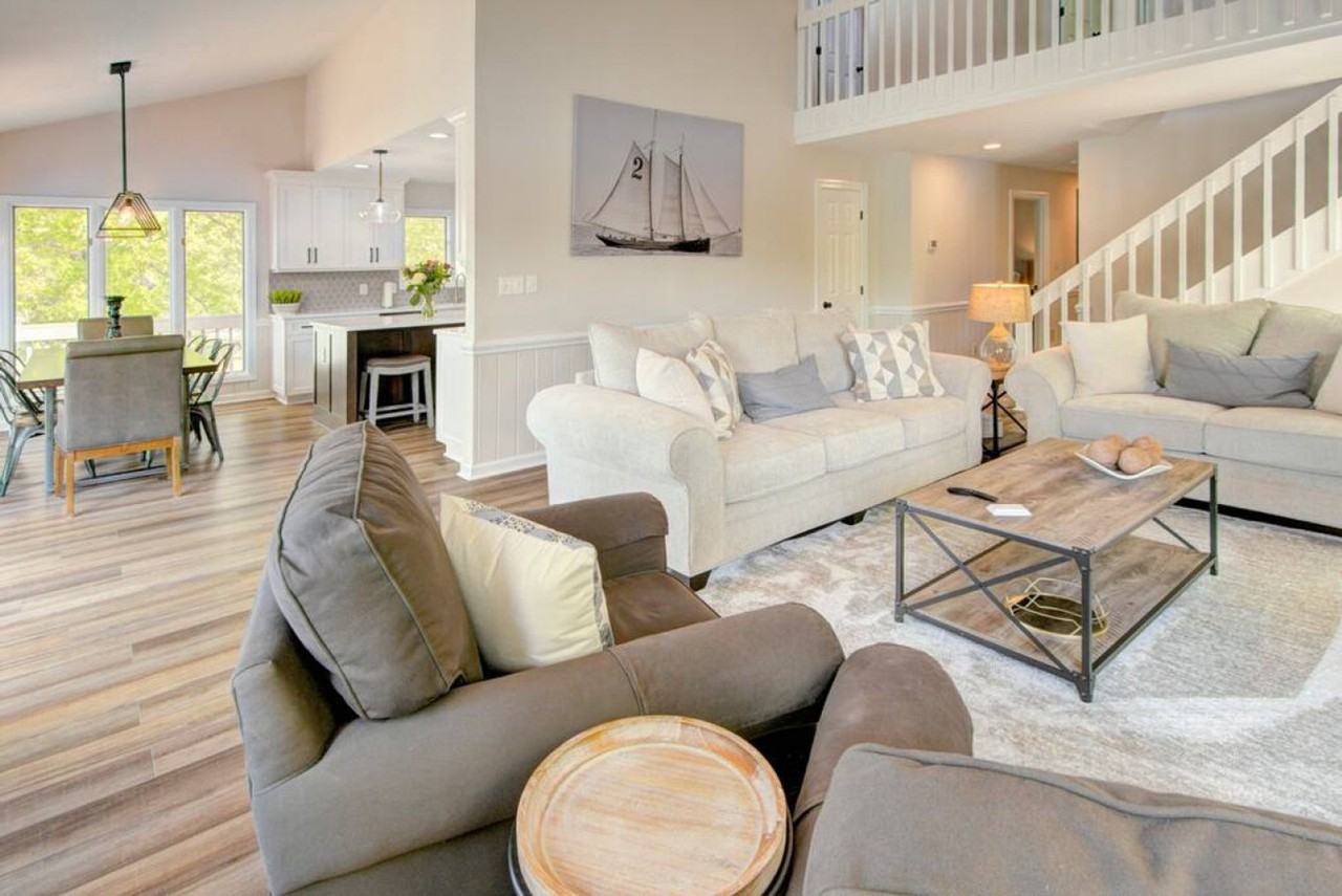 16920 Landover Rd #1293788P - Photo 7 of 50