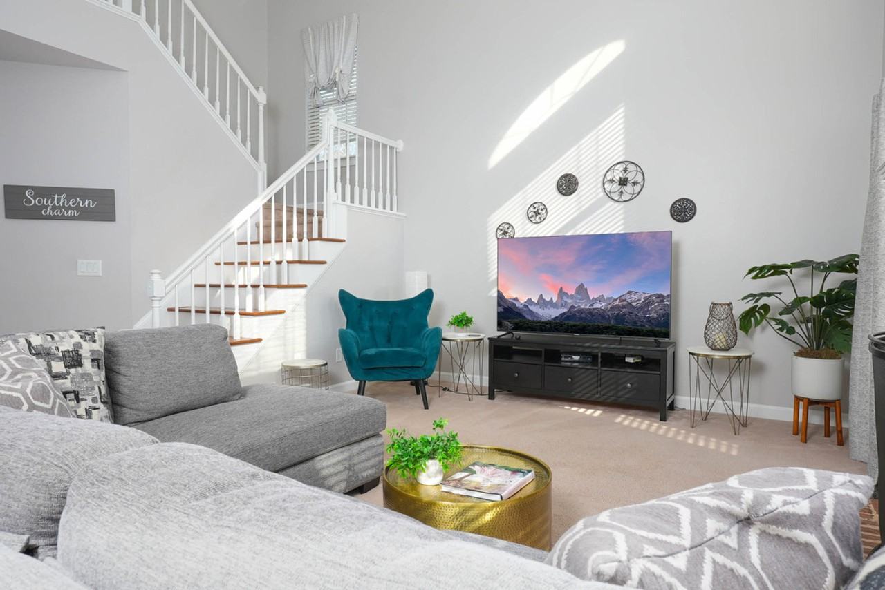 10245 Rougemont Ln #1293789P - Photo 4 of 50