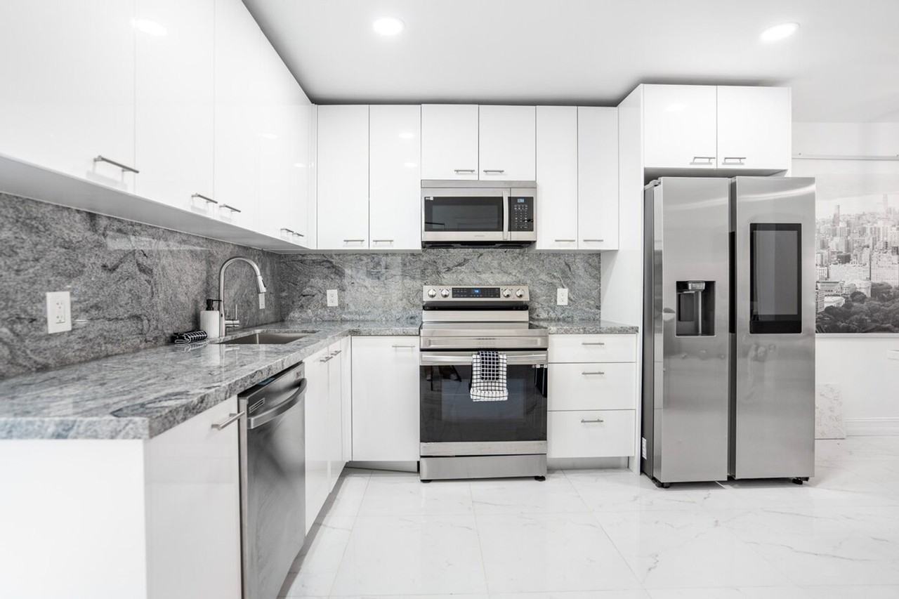 422 Nw 8th St #1294169P - Photo 7 of 13