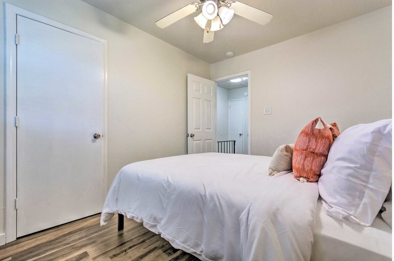 650 Jack Stephens Dr #1296518P - Photo 3 of 15