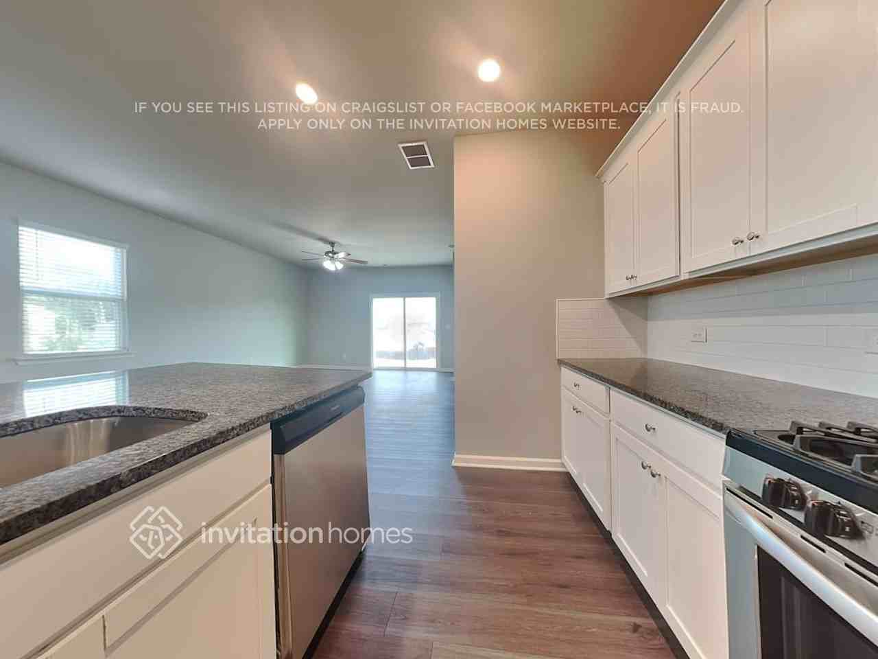 352 Amsterdam Way - Photo 7 of 28