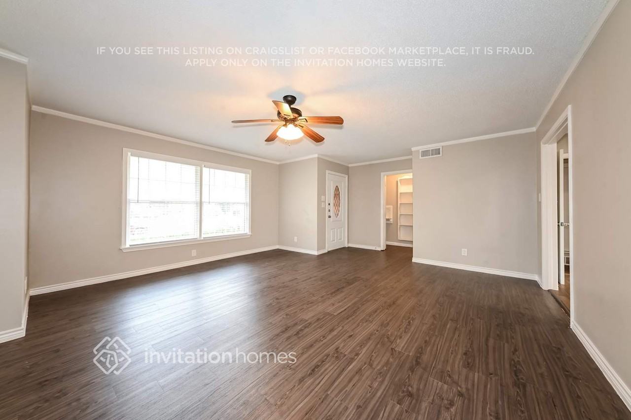 1222 Mcdonald Dr - Photo 4 of 18