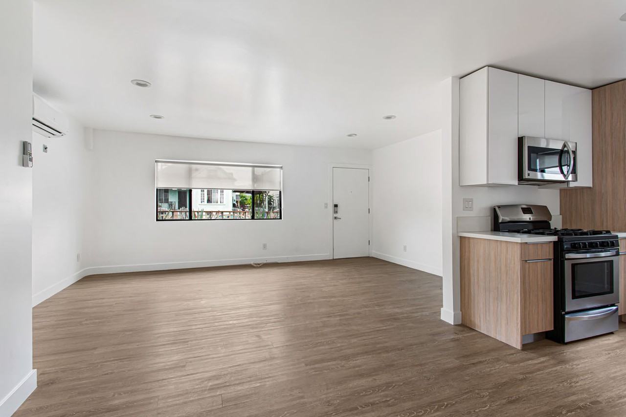 1949 Park Grove Avenue #1 - Photo 3 of 24