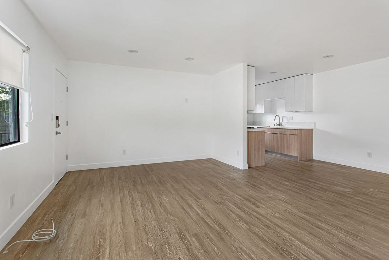 1949 Park Grove Avenue #1 - Photo 7 of 24