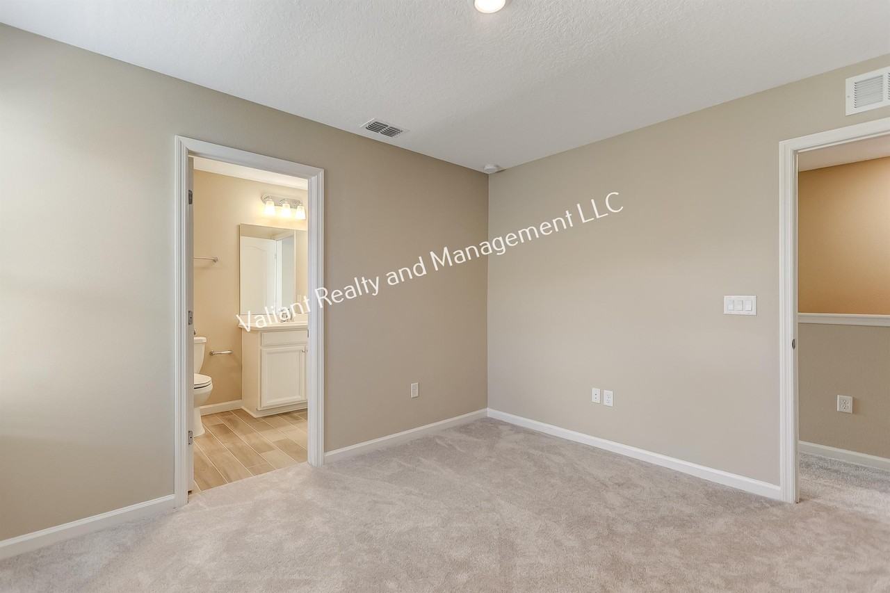 1325 Salt Ridge Ave #1 - Photo 7 of 42