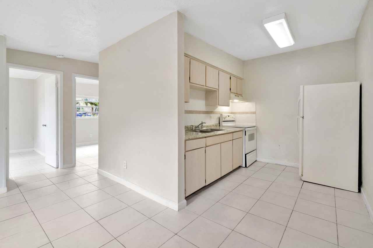 9401 Goldenrod Rd #9401F - Photo 3 of 9