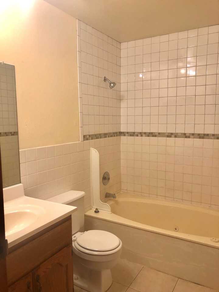 6617 W Tropicana Ave #201 - Photo 2 of 11