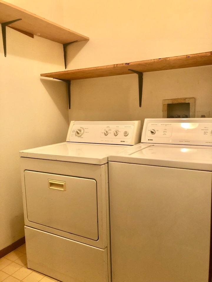 6617 West Tropicana Avenue #201 - Photo 5 of 11