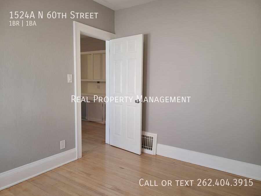 1524A N 60th St - Photo 4 of 12