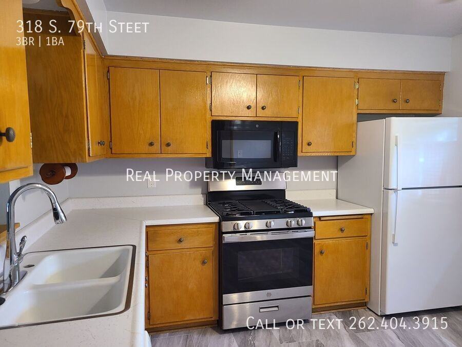 318 S 79th St - Photo 5 of 25