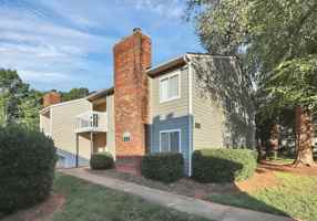 featured image of 6121 Heathstone Ln Apt B #Apt B