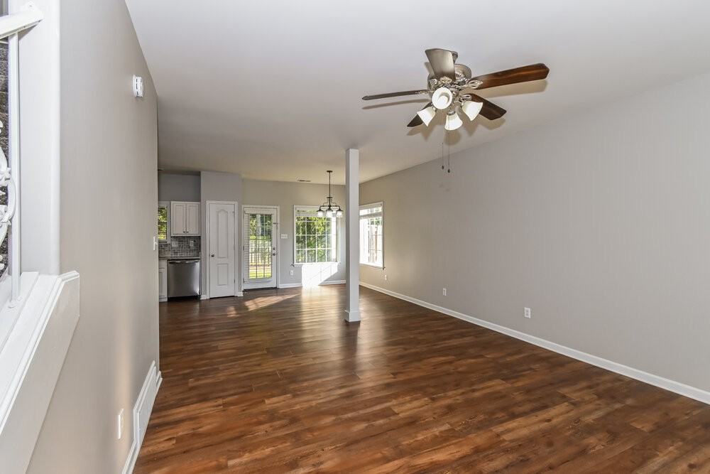 8138 Woodson Dr - Photo 4 of 17