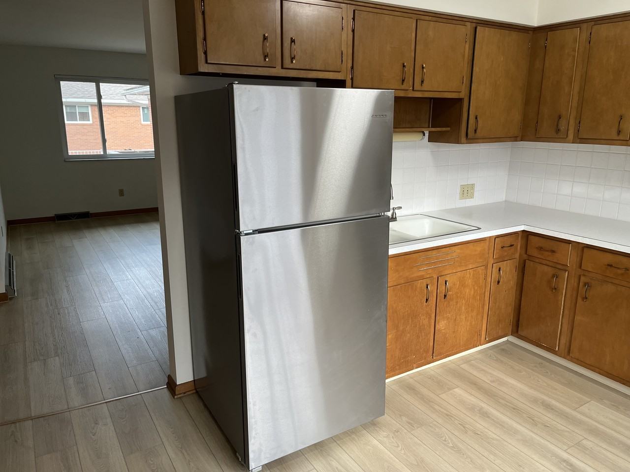 621 Broad Street - Photo 2 of 7