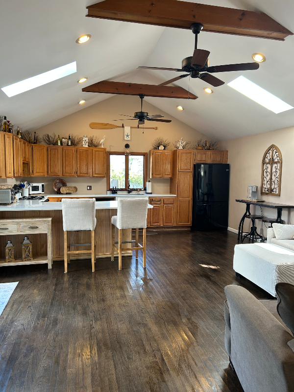 95 Ward Ave - Photo 4 of 20