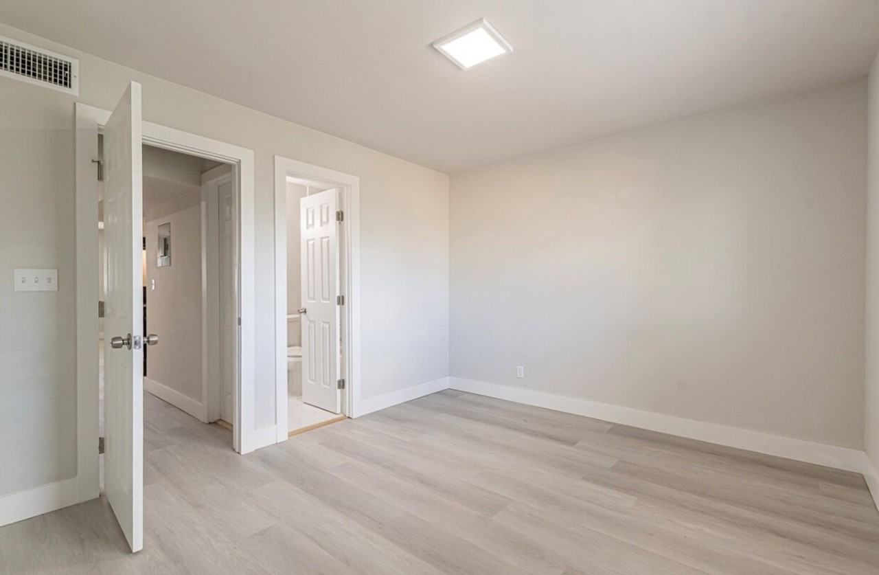 ZD Townhomes - Photo 3 of 22