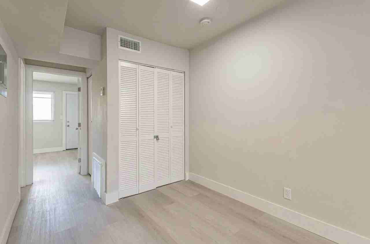 ZD Townhomes - Photo 4 of 22