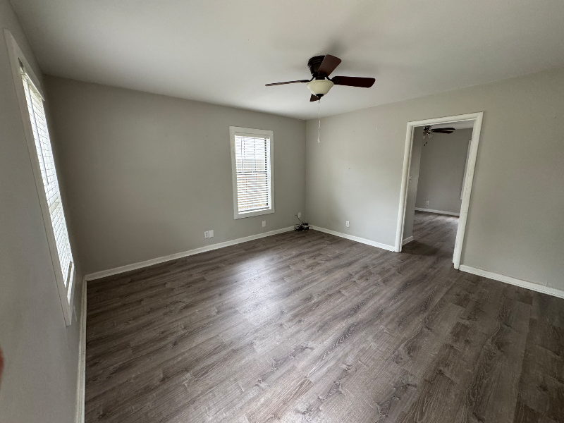 1412 Avenue D - Photo 3 of 18