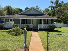 1461 Westdale Ln - Photo 1 of 1
