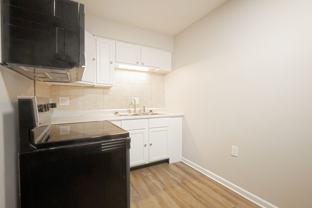733 E Wilbeth - Photo 1 of 1