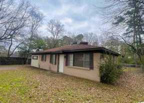 134 Fairlane Dr - Photo 1 of 1