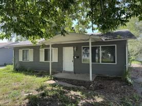 111 Saint James Ln - Photo 1 of 1