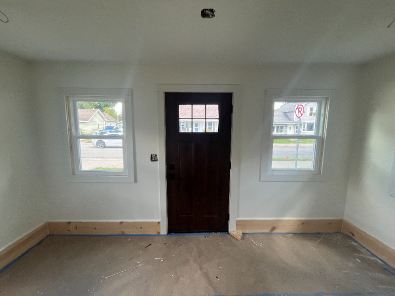 406 W Front St - Photo 3 of 6