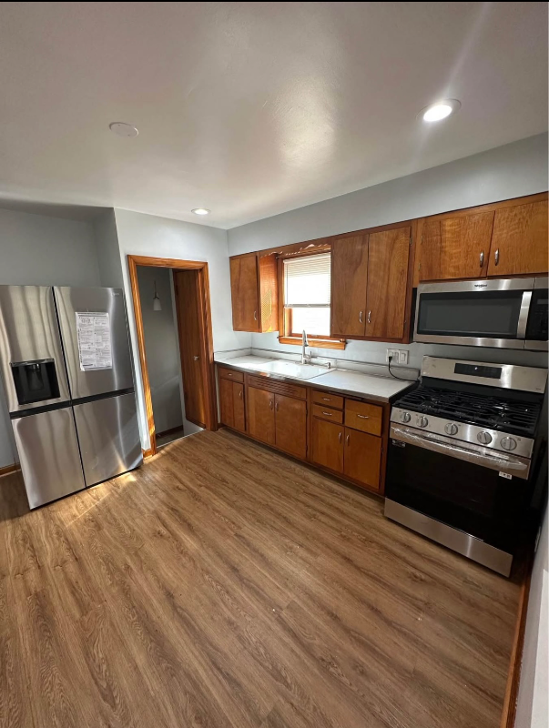 2128 Stanton Ave - Photo 3 of 12