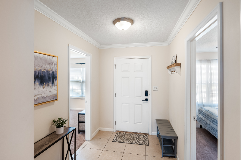 5252 Fortress Cir - Photo 2 of 18