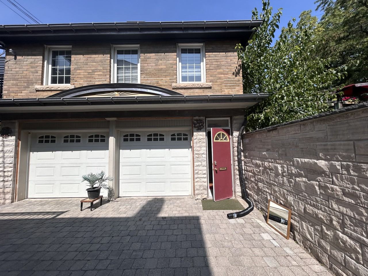 34 High Park Boulevard - Photo 2 of 12