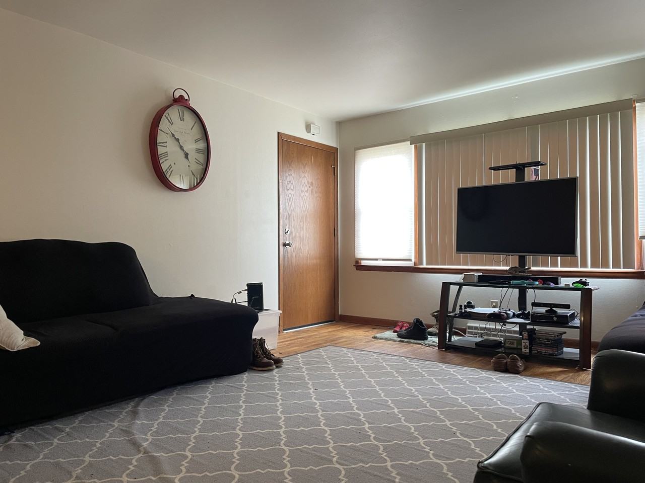 5808 Anthony Pl #3 - Photo 3 of 17