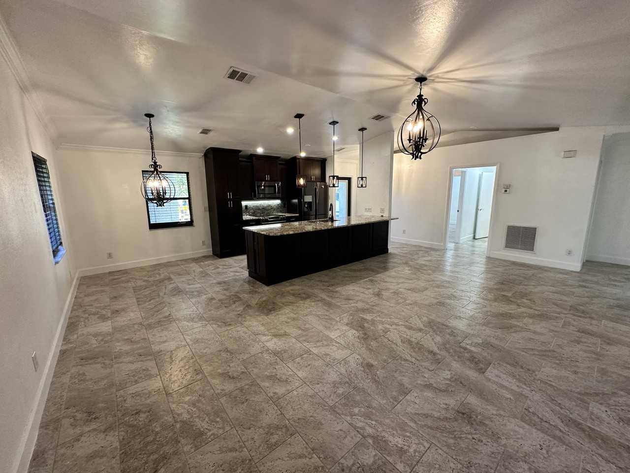 4266 Island Circle #B - Photo 4 of 11