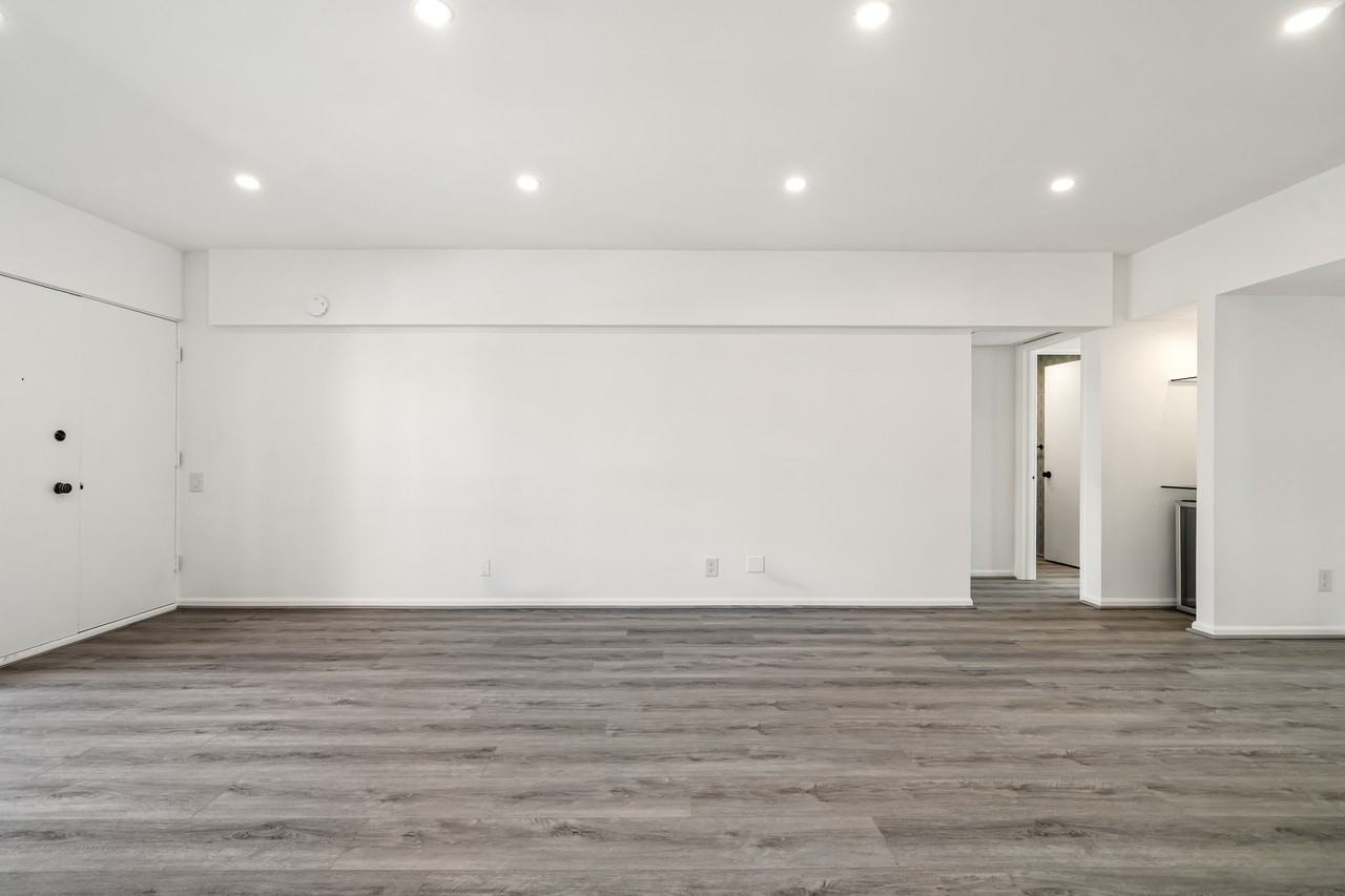 277 E Alejo Rd - Photo 6 of 31