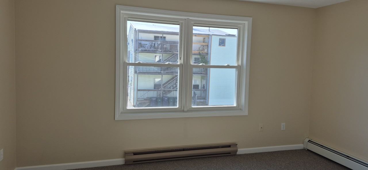 241 Alfred St #19 - Photo 6 of 15