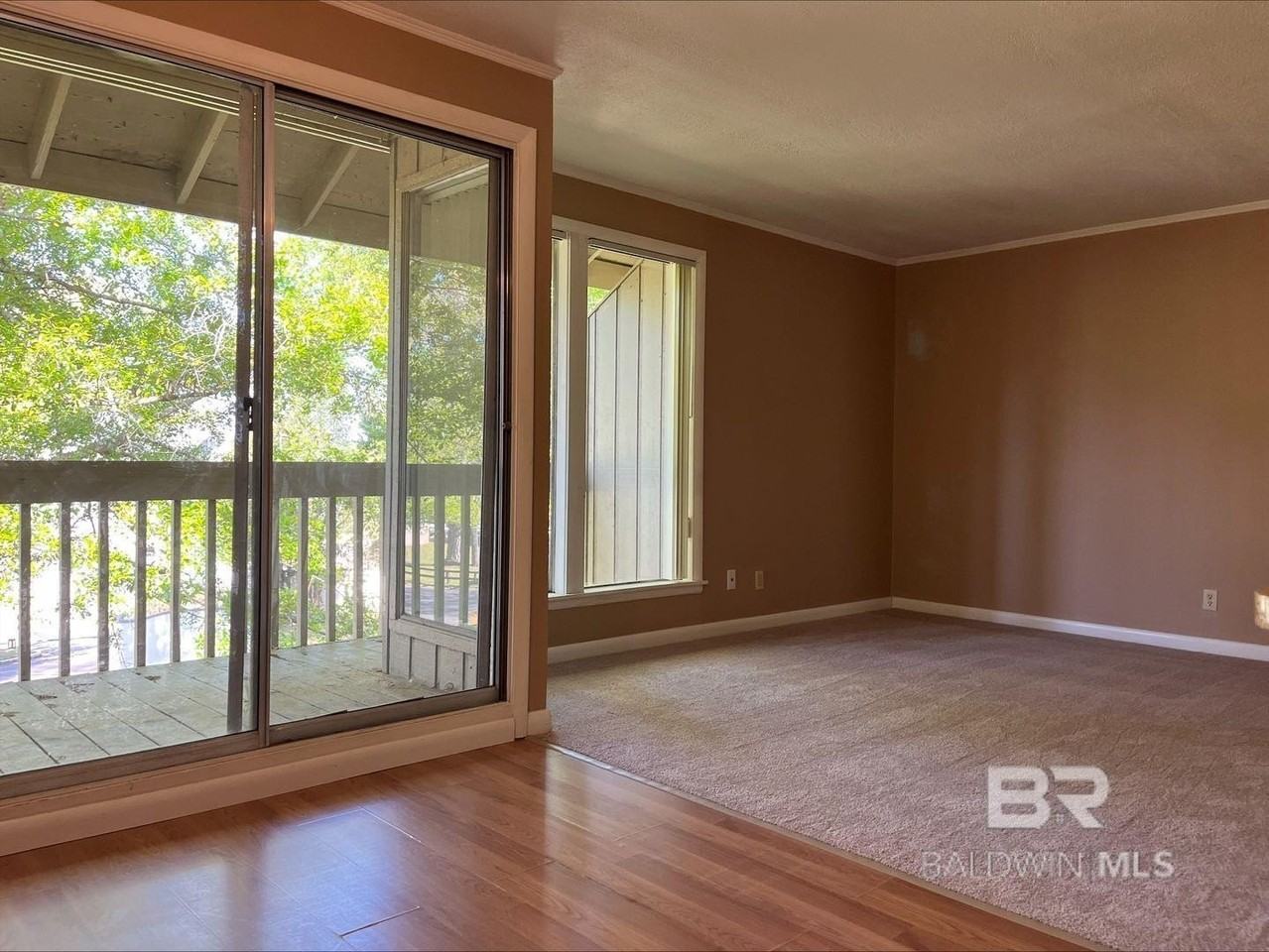 2069 Sea Cliff Dr N #2069 - Photo 5 of 18