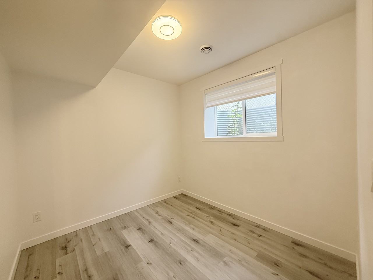 102 Street Northwest #2 - Photo 5 of 12