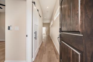 716 Portola Ave - Photo 1 of 1