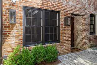 58 1/2 Broad St - Photo 1 of 1