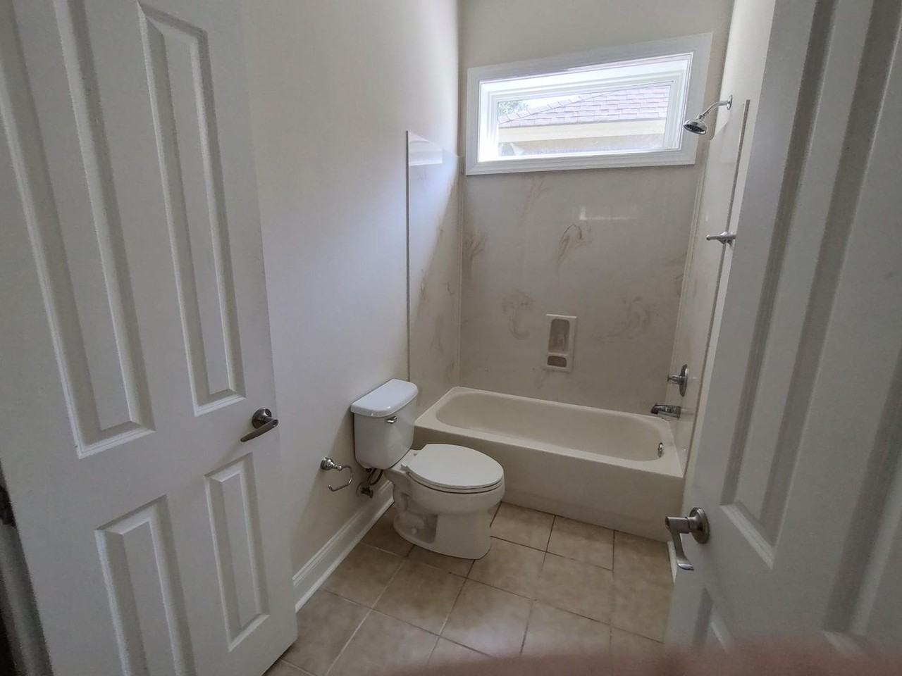 38 Glencairn Ave - Photo 7 of 20