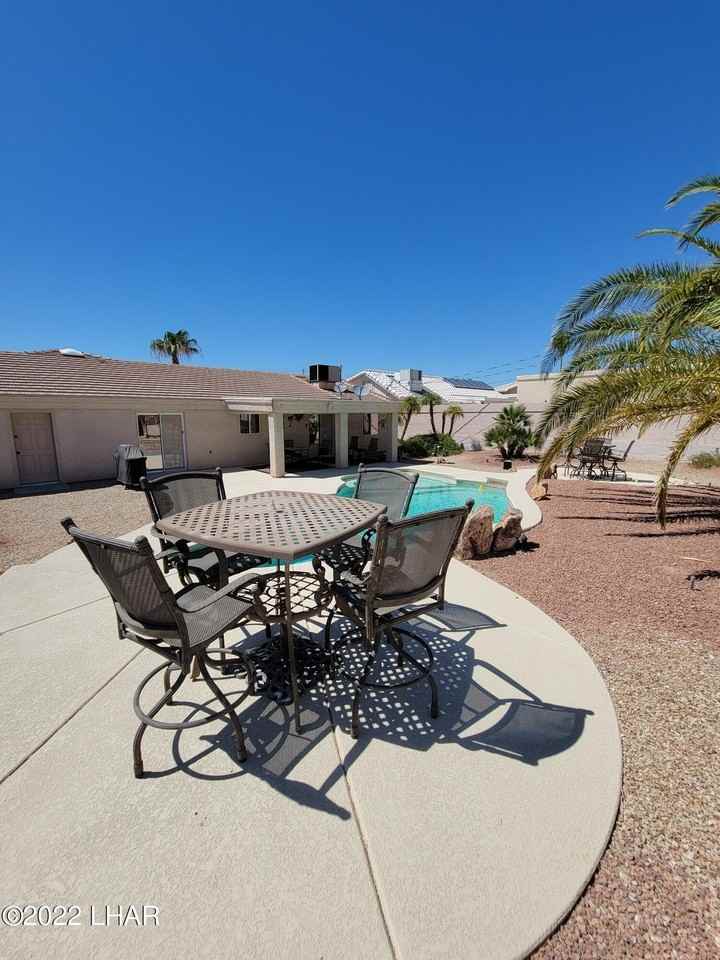 2740 Jericho Dr - Photo 6 of 42