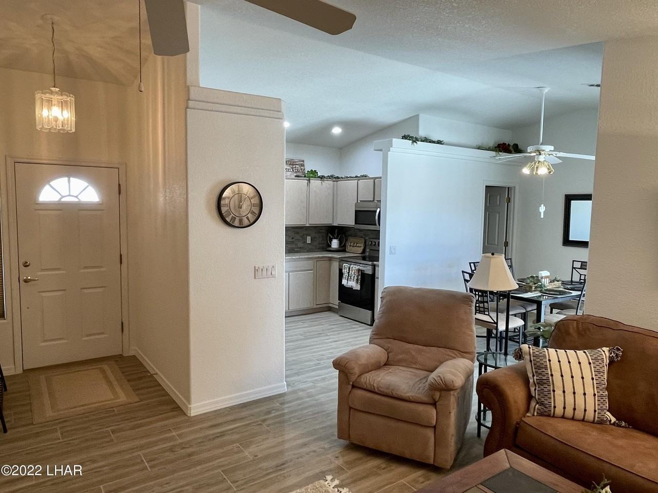 3180 Cotati Dr - Photo 4 of 24